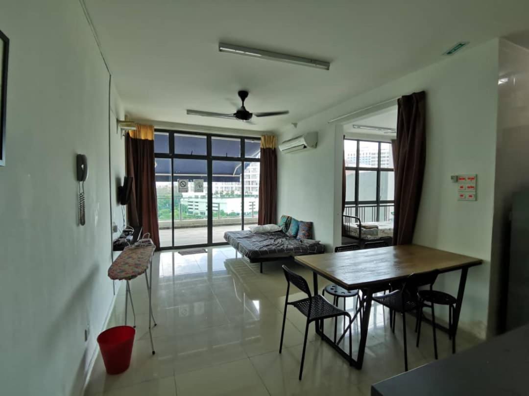 Vista Alam Serviced Apartment Near Idcc Sacc Pkns Uitm Msu Avisena Shah Alam Exteriér fotografie