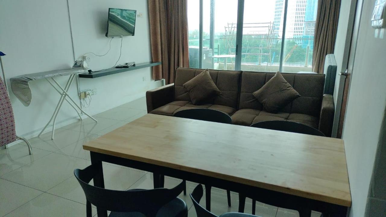 Vista Alam Serviced Apartment Near Idcc Sacc Pkns Uitm Msu Avisena Shah Alam Exteriér fotografie